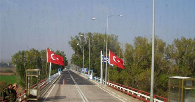 تركيا تنتهى من بناء جدار حدودى عازل مع سوريا خلال خمسة شهور