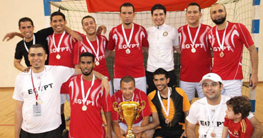 بالصور: فوز "الفراعنة" بكأس بطولة الجاليات لكرة القدم بسلطنة عمان