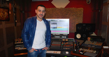 نصر محروس  ينتج ألبوما شعبيا  للمطرب "دياب"
