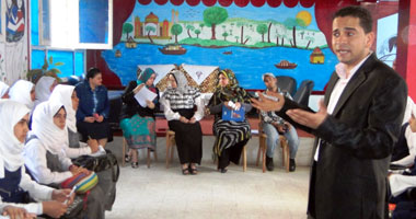 انتهاء دورة للتوعية من مخاطر الإدمان لطالبات مدرسة ناصر بسوهاج