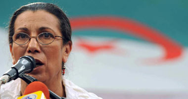 حزب العمال بالجزائر يطالب بالإفراج عن "لويزة" لسوء حالتها الصحية