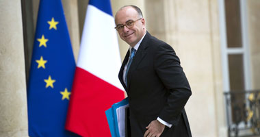 وزير الداخلية الفرنسى : نستعد لاستقبال 1000 لاجىء