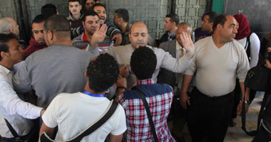 اشتباكات بين الأمن وطلاب المنيرة بعد تأديتهم امتحان الفيزياء