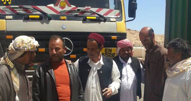 عبور 193 شاحنة بضائع مصرية من والى ليبيا عبر منفذ السلوم