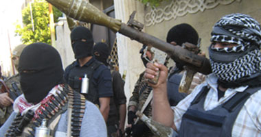 مقتل 15 جنديا يمنيا فى هجوم لمسلحى القاعدة بمحافظة أبين جنوبى البلاد