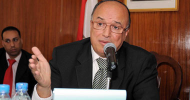 السفير محمود كارم نائب رئيس "القومى لحقوق الإنسان" تاريخ حافل من الإنجازات