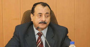 مدير مكتب قناة "العالم" فى مصر يهدد بالاعتصام والإضراب عن الطعام