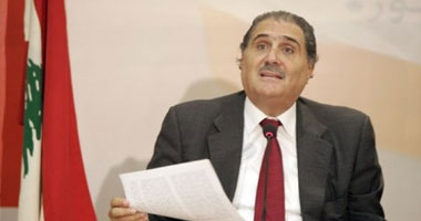 وزير العمل اللبنانى يحضر جلسة الحكومة بعد استقالة حزبه منها