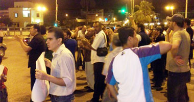 وقفة احتجاجية لأهالى "معذور" أمام شركة مياه الشرب بكفر الشيخ