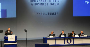 "قنديل": 6 مليارات دولار دخل قناة السويس وهناك رؤية لمضاعفة الرقم