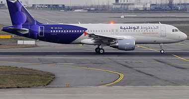الألمانية: ارتطام طائر عملاق بكابينة طائرة كويتية يجبرها على العودة للقاهرة