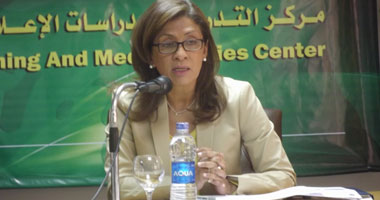 سفير فلسطين يستقبل مسئولة مركز الأمم المتحدة للإعلام بالقاهرة