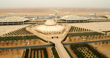 مصادر: السعودية تعلق خطط خصخصة مطار الملك خالد الدولى بالرياض
