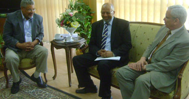 رئيس جامعة المنصورة يلتقى بسفير جزر القمر لتفعيل بروتوكولات