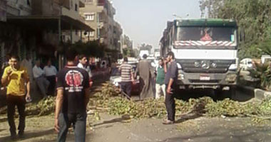 الأهالى يقطعون طريق نجع حمادى- قنا بسبب نقص البوتاجاز