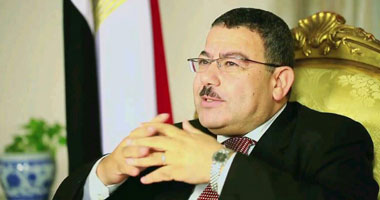 "دعم صندوق تحيا مصر" يتقدم ببلاغ يتهم سيف عبد الفتاح بالتحريض على العنف