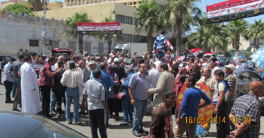 بالصور.. مسيرة لحزب الوفد بالإسكندرية تطوف منطقة بحرى تأييدا للسيسى