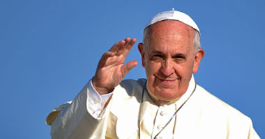 البابا فرانسيس يؤكد أهمية الصلاة من أجل السلام فى الشرق الأوسط العالم