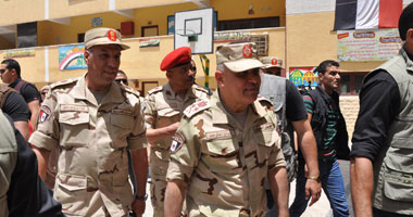 وزير الدفاع يلتقى رئيس أركان حرب القوات المسلحة الإماراتية