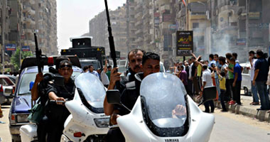 ضبط تشكيل عصابى سرق سيارة ضابط شرطة بالإكراه بالقاهرة الجديدة