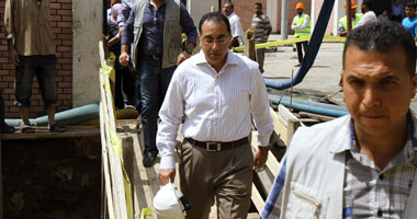 وزير الإسكان يزور محطتى مياه صدفا والغنايم بمحافظة أسيوط