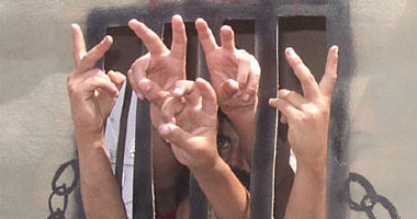 مركز حقوقى فلسطينى: 13 طفلاً أسيراً بسجن "عوفر" الإسرائيلى دون 16 عاما