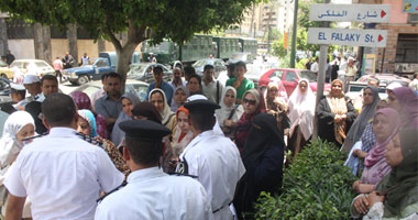 تظاهر ممرضات شبين الكوم أمام "الصحة"