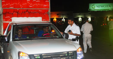 سائق نقل عام يعتدى على شرطى مرور بالإسكندرية