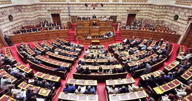 ألكسيس تسيبراس يؤدى اليمين الدستورية رئيسا للوزراء فى اليونان