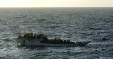سفينة إيطالية تجارية تنقذ 200 مهاجر من مياه البحر قبالة السواحل الليبية