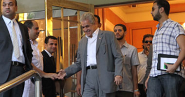 انتهاء اجتماع "مرسى" و"صباحى" و"أبو الفتوح"