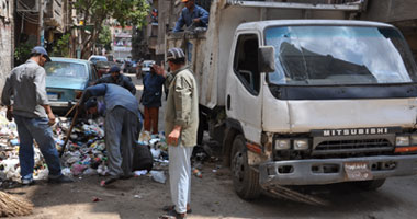  رفع 20 طن مخلفات وقمامة بطريق مصر - أسوان الدائرى بمركز ببا ببنى سويف