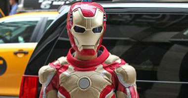 بالصور.. جادين سميث تحول لـ"Iron Man" من أجل العشاء مع كيلى