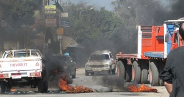 تعطل الطريق الزراعى بسبب انقلاب سيارة نقل بالقليوبية