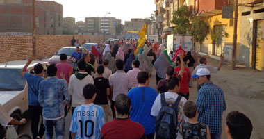 عناصر الإخوان ينهون وقفتهم أمام مسجد الحصرى.. والأمن يضبط 3 منهم