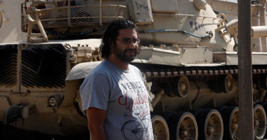 ضبط علاء عبد الفتاح بعدما صدر حكم بحبسه 15 عاما بأحداث مجلس الشورى