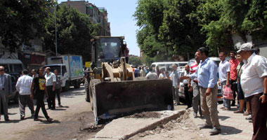 حى العجوزة يشن حملة لإزالة الإشغالات بمنطقة أرض اللواء