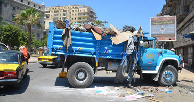 بالفيديو والصور.. حى الجمرك يشن حملة إزالات بمنطقة المنشية