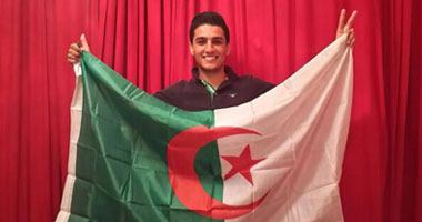 محمد عساف يدعم الجزائر أمام بلجيكا