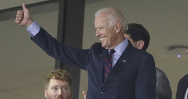 أوباما يعلن دعمه لـ جو بايدن في الانتخابات الرئاسية الأمريكية.. والأخير: شكرا لك