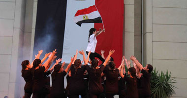 بالصور.. أطفال وفرق من الفن الشعبى يحتفلون بعيد الموسيقى بالأوبرا
