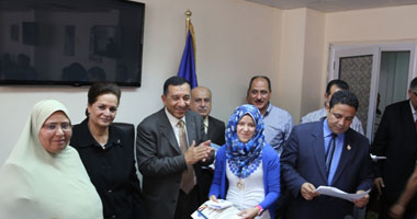  بالصور.. محافظ البحيرة يكرم الطلاب المتفوقين من الصم والمكفوفين