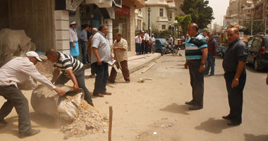 حملة بـ"حى شرق" بالإسكندرية لإعادة الانضباط وإزالة إشغالات الطريق