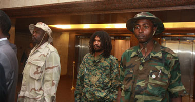 بدء عملية جمع السلاح من المواطنين في دارفور بالسودان