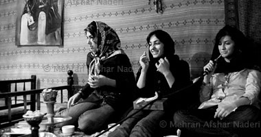 إيران: ارتفاع سن الزواج فى العاصمة "طهران" لـ40 سنة