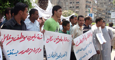 بالصور.. وقفة احتجاجية ضد الحظر الأوروبى لاستيراد البذور المصرية