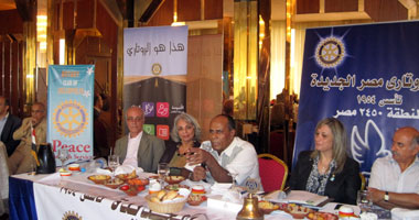 "محو الأمية" يطالب مرسى بإنشاء وزارة لتعليم الكبار