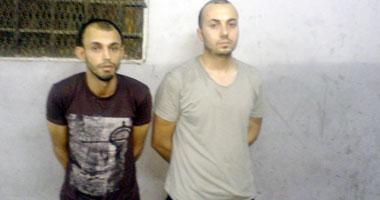 ضبط رجلين يرتديان النقاب أثناء محاولتهما سرقة شركة صرافة بمدينة نصر