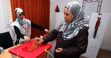 إقبال من الناخبين الليبيين على صناديق الإقتراع فى الانتخابات البرلمانية