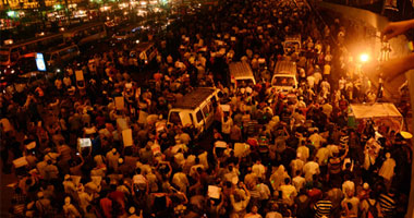 انطلاق مسيرة لمؤيدى المعزول من "مصطفى محمود" لاعتصام "النهضة"